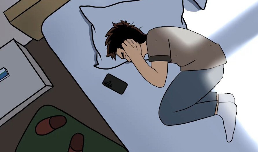 Fotograma: Nicolás agotado sobre la cama